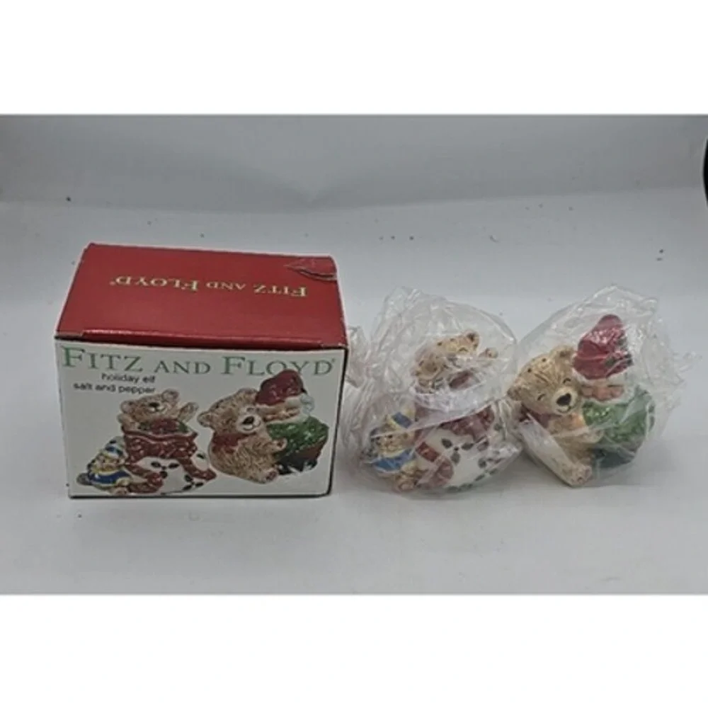 Fitz and Floyd 2003 Holiday Elf Christmas Salt and Pepper Shaker #2063/286